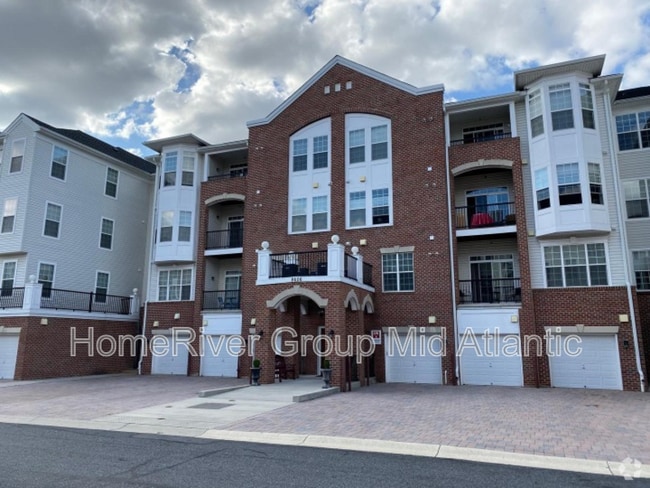 Building Photo - 8606 Wintergreen Ct