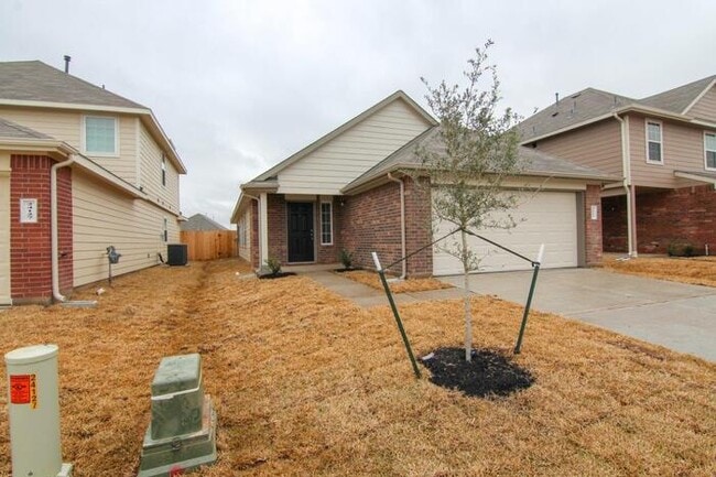 Building Photo - 24131 Avogadro Dr