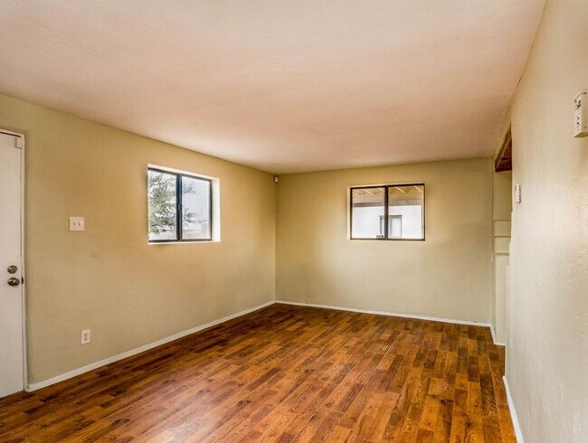 Foto del edificio - Charming two bedroom home