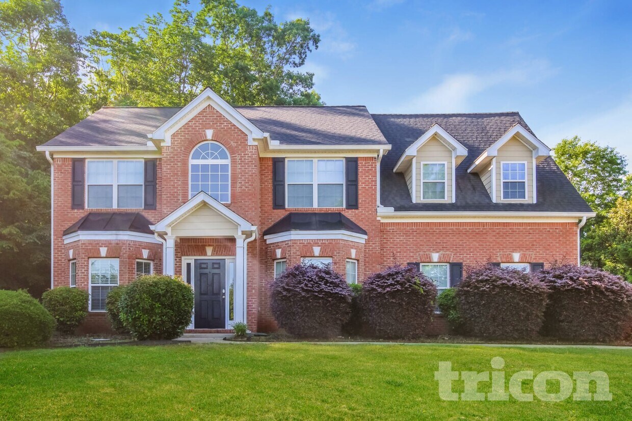 Foto principal - 1055 Crown Landing Pkwy