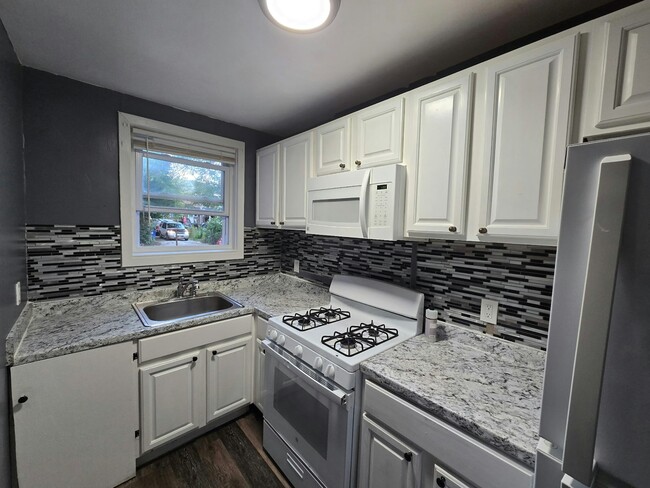 Building Photo - 4101 Audrey Ave