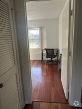 Building Photo - 186 River Breeze Dr