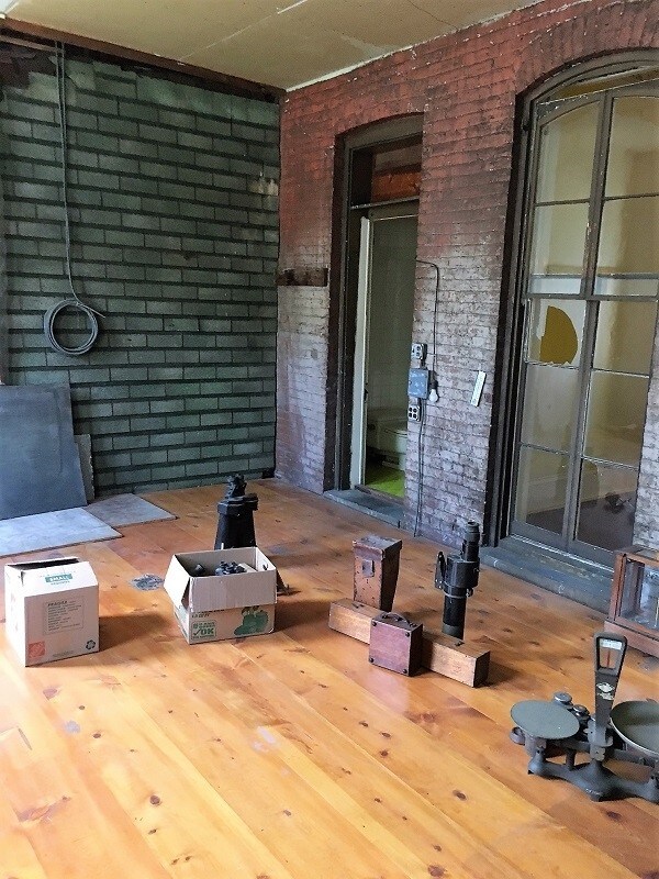 Building Photo - 139 Grand St