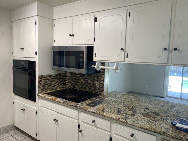 Foto del edificio - 2906 Warwick Ln