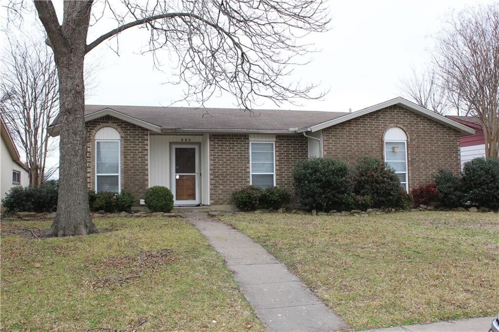 Foto principal - 920 Roaming Rd Dr
