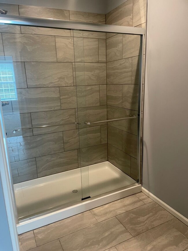 Building Photo - 15801-15813 Riley Street