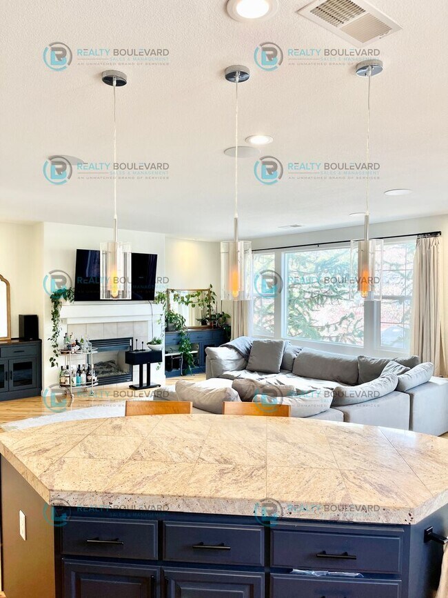 Foto del edificio - Beautiful 3 bedroom 2 bath house in Sommersett with access to Amenities-Including a clubhouse, re...