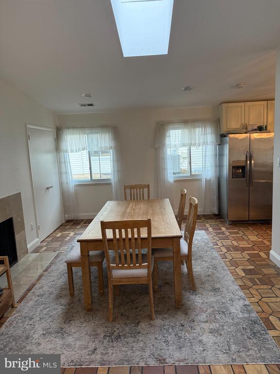 Foto del edificio - 2537 Oakhampton Pl