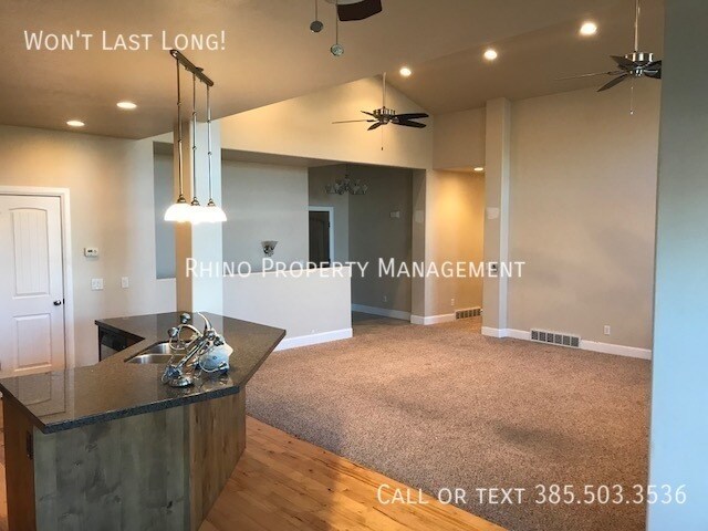 Foto del edificio - 2348 S 2975 W