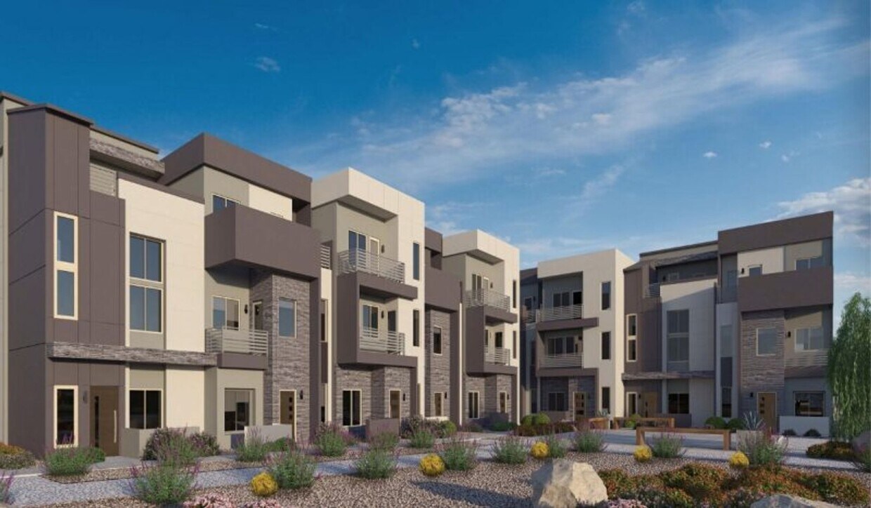 Foto del edificio - COMING SOON-Beautiful Townhome in Providence Gated Community!