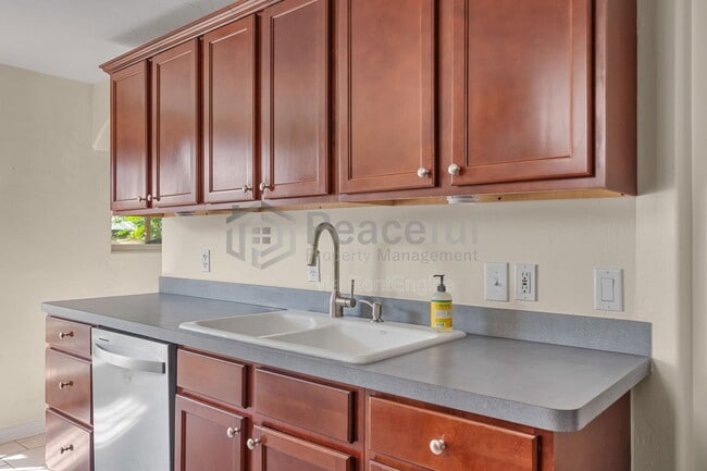 Foto del edificio - 322 E 6th Ave