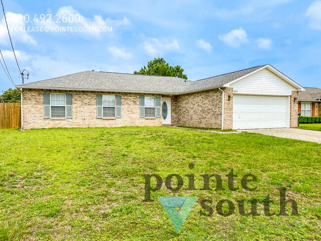 Building Photo - 3BD/2BA Pet Friendly with a Big Back Yard!