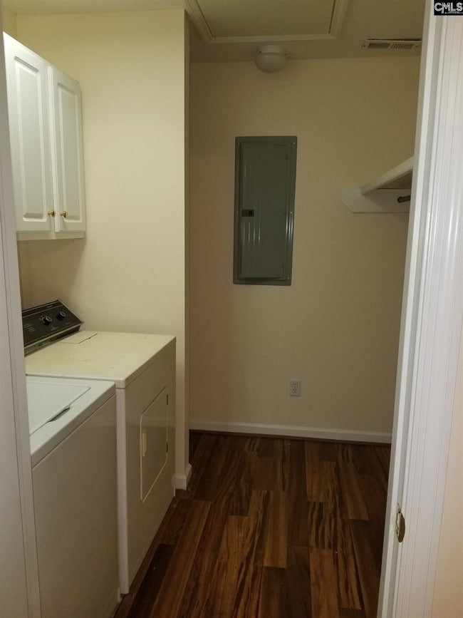 Building Photo - 2361 Mall Terrace Ct
