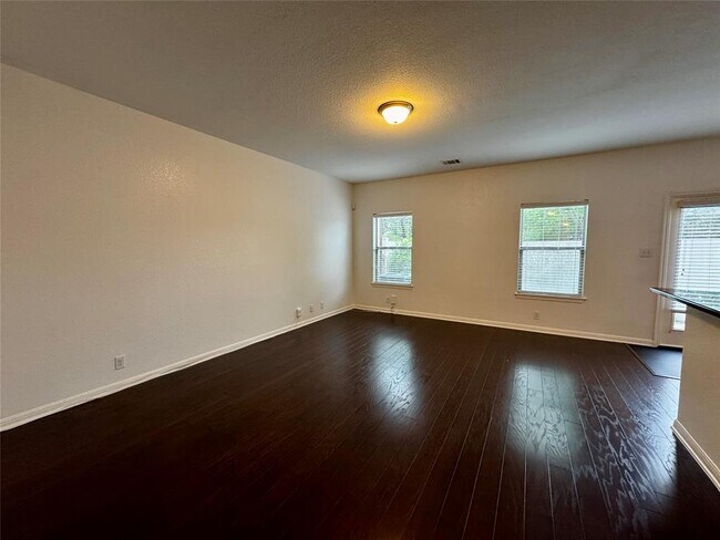Foto del edificio - 11248 Lost Maples Trail