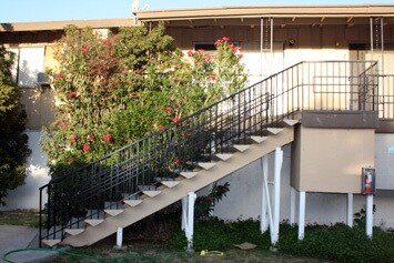 Stairs - 4607 Plaza Ln