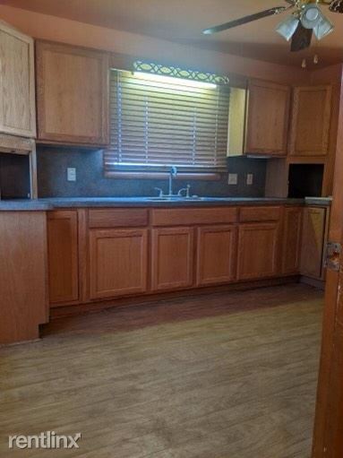 Foto principal - 3 br, 1 bath House - 5473 Detroit St