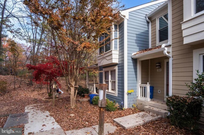 Foto del edificio - Charming Townhome with Modern Amenities