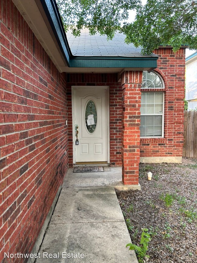 Building Photo - 3 br, 2.5 bath House - 7214 Burns Lane