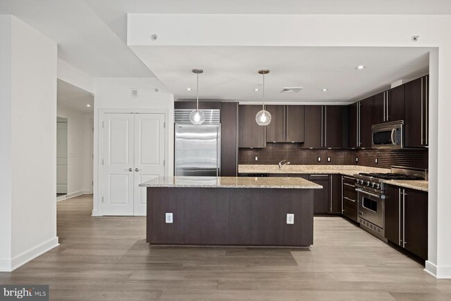 Foto del edificio - 2425 L St NW