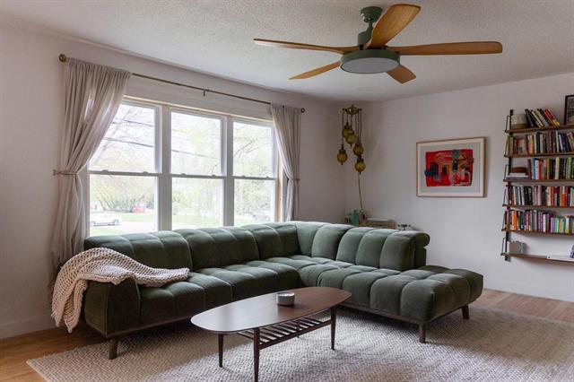 Foto del edificio - 2537 Malletts Bay Ave