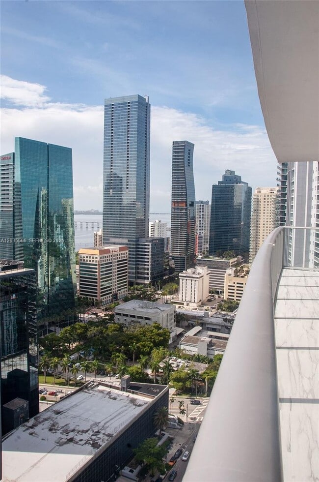 Building Photo - 1100 S Miami Ave