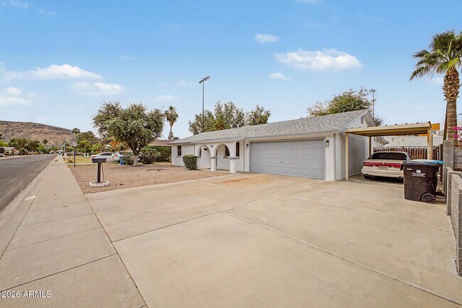 Foto del edificio - 13832 N 17th Ave