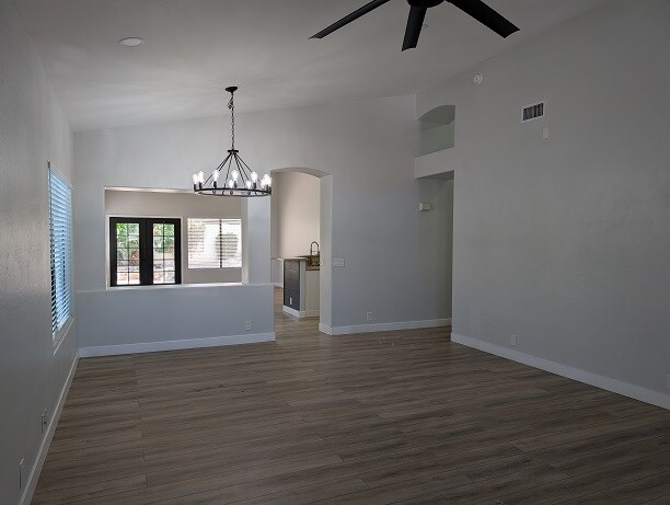 Foto del edificio - 3741 S Waterfront Dr