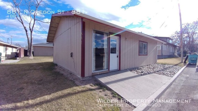 Building Photo - 881 N Oregon St