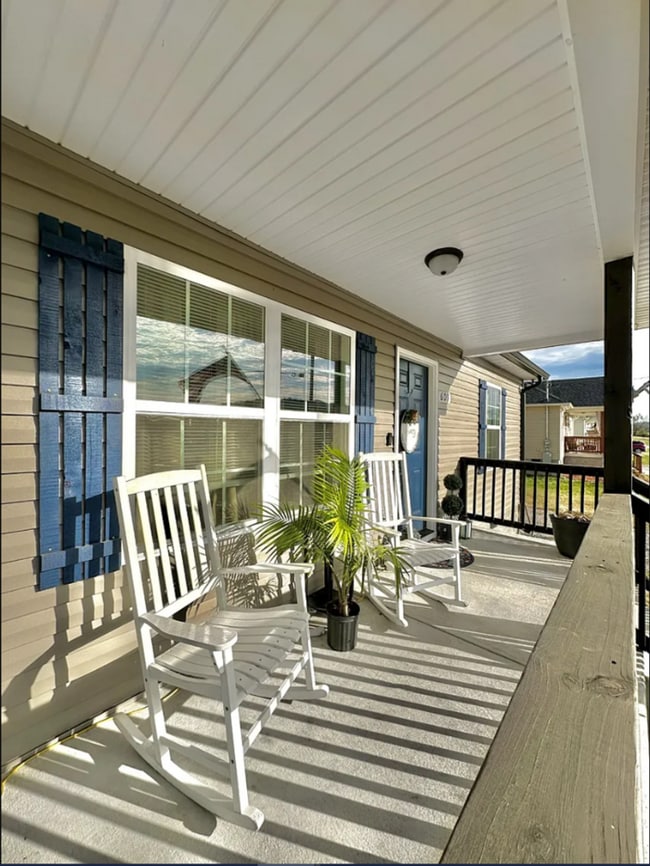 Foto del edificio - Pristine 3 Bed, 2 Bath Rental Built in 2022!