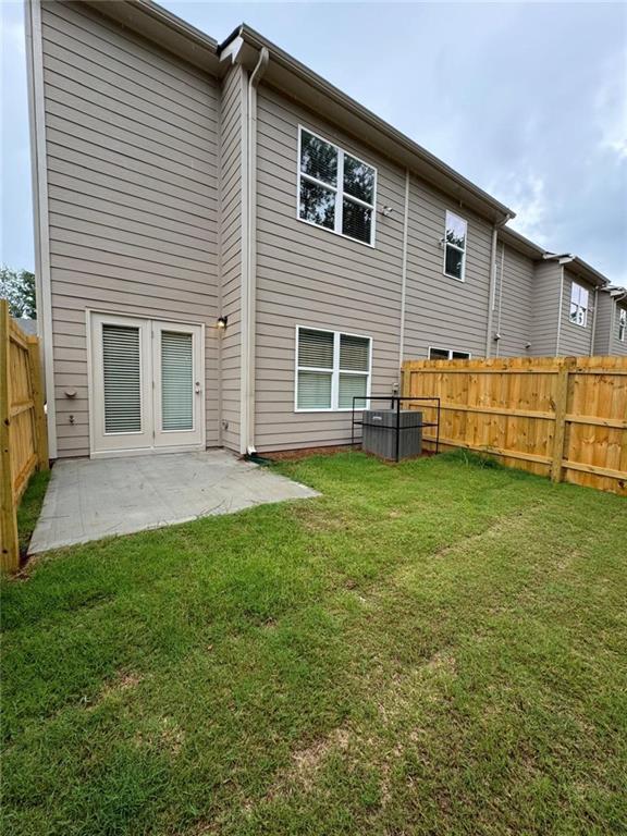 Building Photo - 5762 Calle Vis Dr