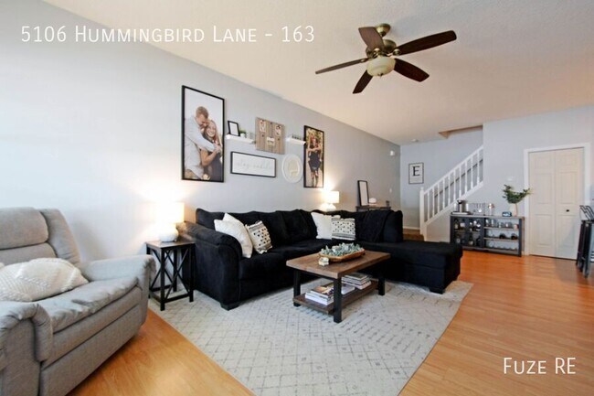 Foto del edificio - 5106 Hummingbird Ln