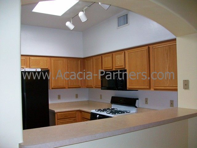 Foto del edificio - Three Bedroom Home in Gated Eastside Commu...