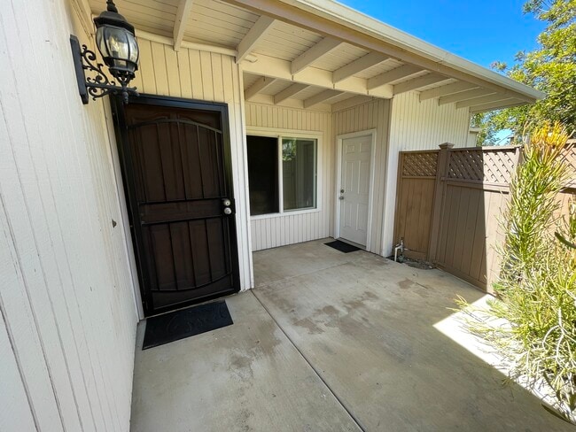 Building Photo - 2802 Cazadero Dr
