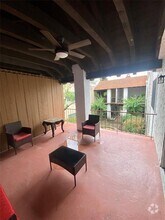 Building Photo - 2744 Briarhurst Dr