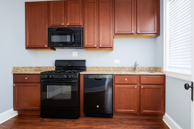 Foto del edificio - 3909 N Lamon Ave