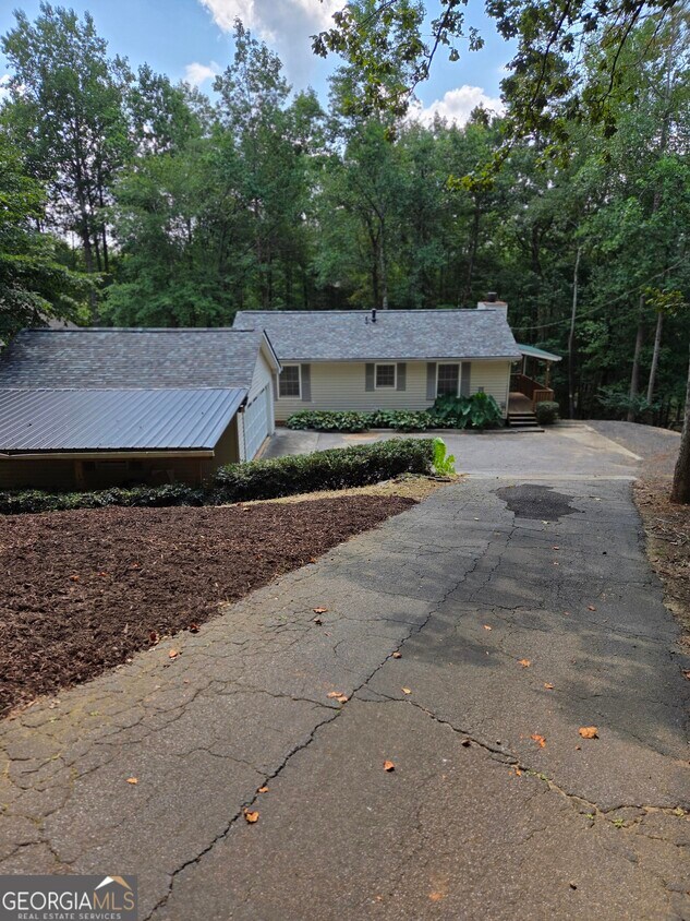 Foto principal - 984 Overlook Dr