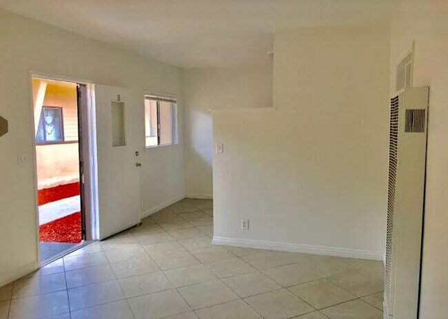 Foto del edificio - 2240 28th St