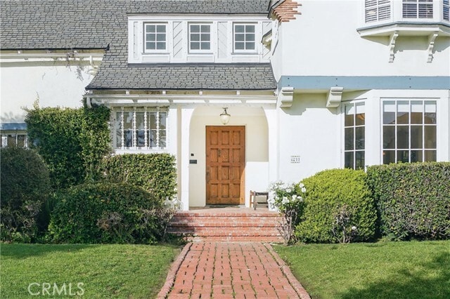 Building Photo - 6211 Warner Dr