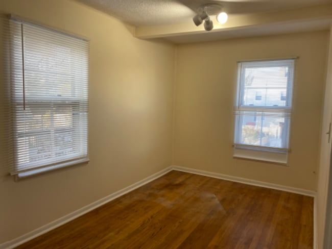 Building Photo - 30 Treno St