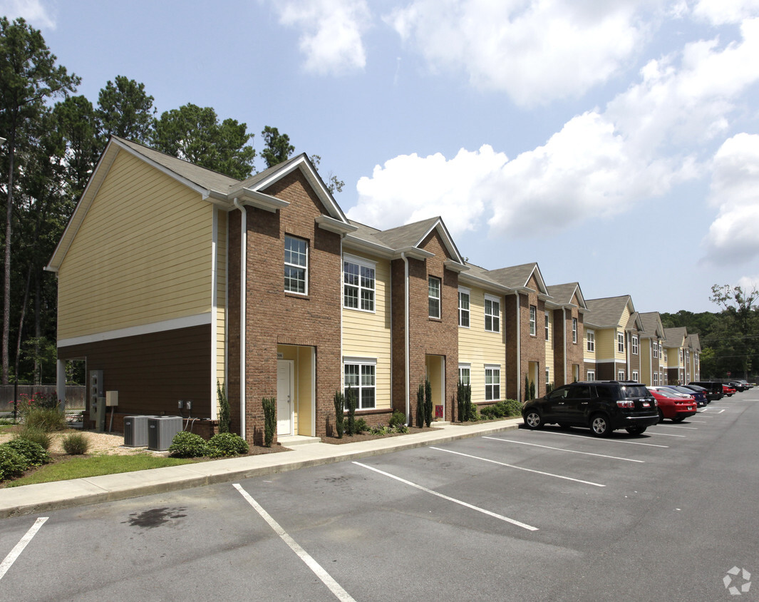 Foto principal - Woodbridge Apartments