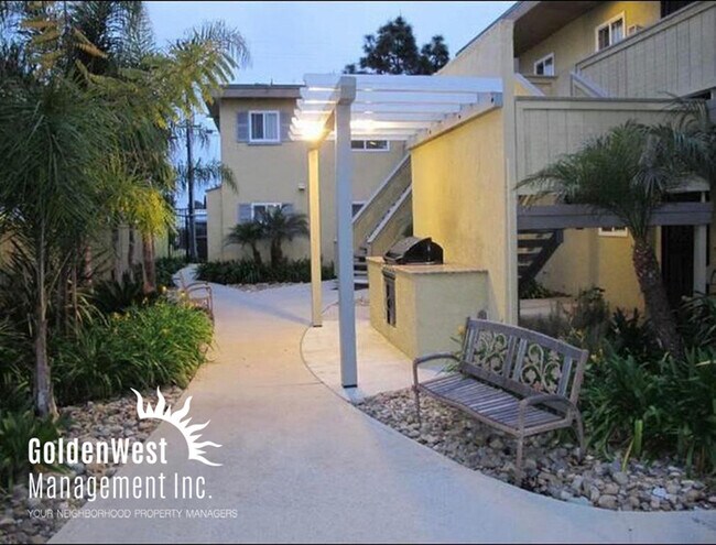 Building Photo - 1Bdm 1Ba in the Heart of Carlsbad Village