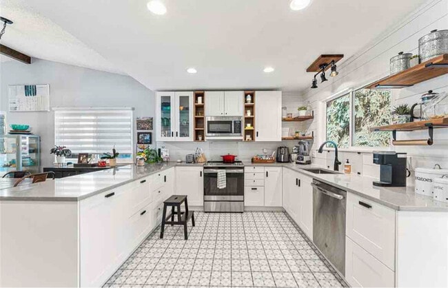 Building Photo - 4262 S Laredo Way
