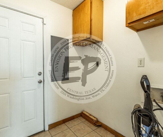 Foto del edificio - 140 County Rd 1604