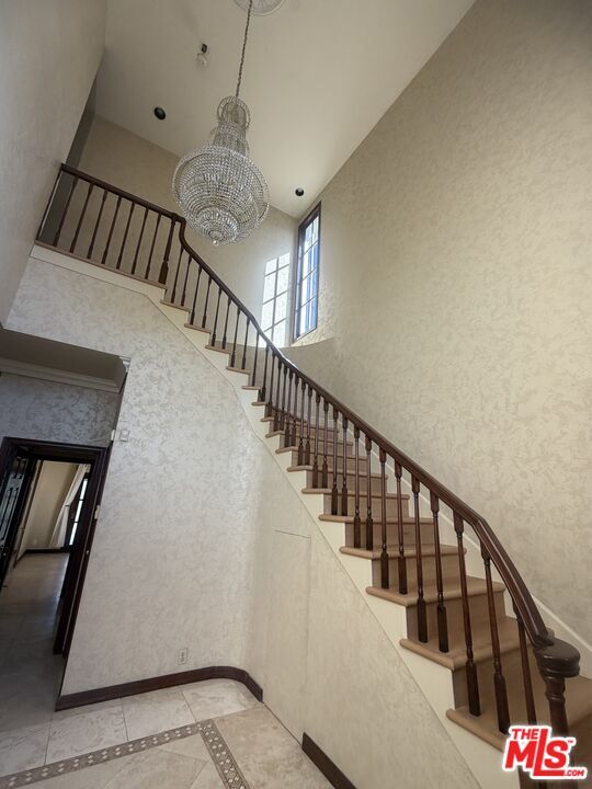 Foto del edificio - 5867 W 75th St