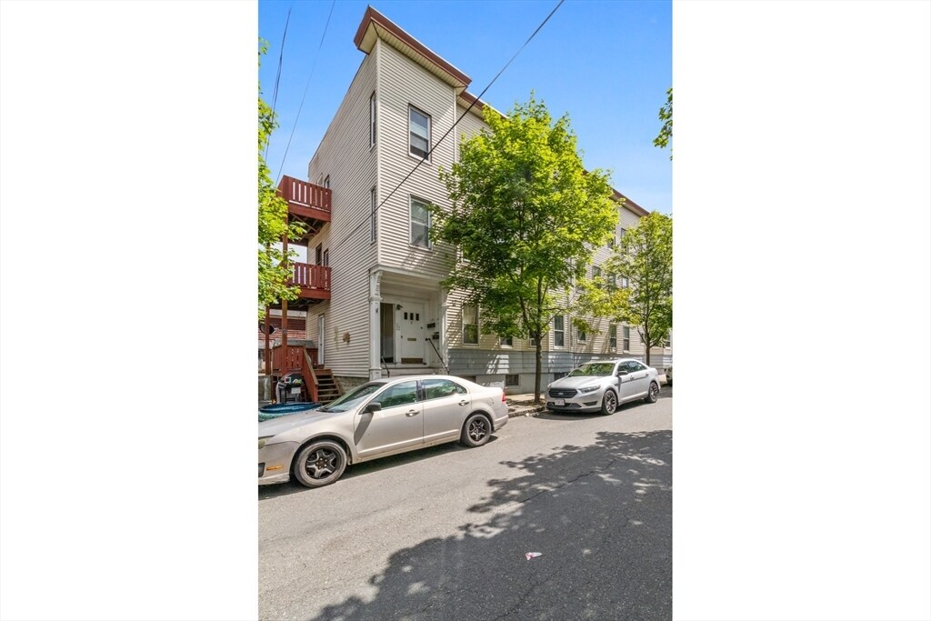 7 Boylston St Unit 3, Malden, MA 02148 Room for Rent in Malden, MA