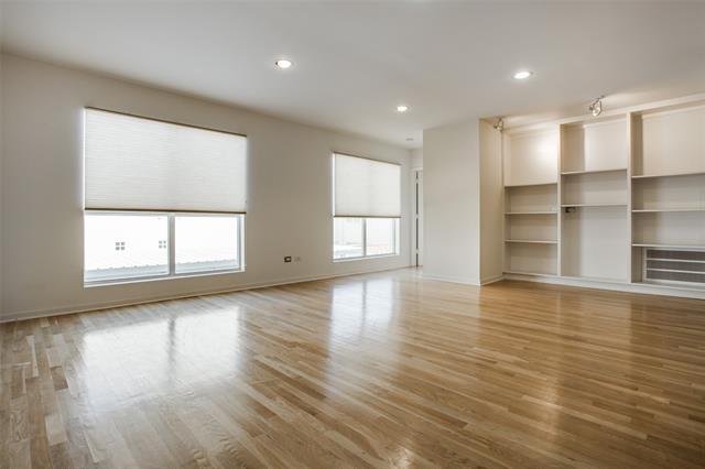 Foto del edificio - 4134 Travis St