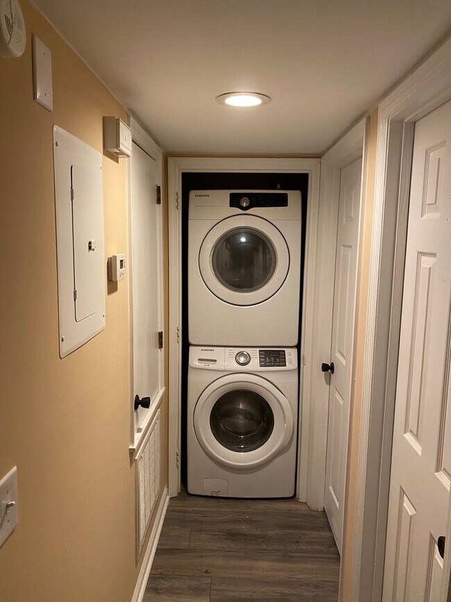 Foto del edificio - Condo in Great Location