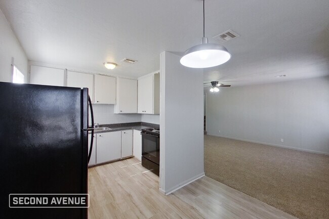 Foto del edificio - 2100 NE 26th St