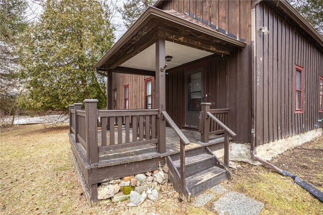 Foto del edificio - 1874 Blossom Rd