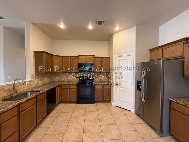Building Photo - 7064 96th St